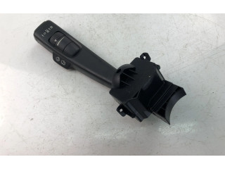 Подрулевой переключатель 17D770   Volvo V70