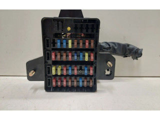 Блок предохранителей 8211008000 SsangYong Rexton