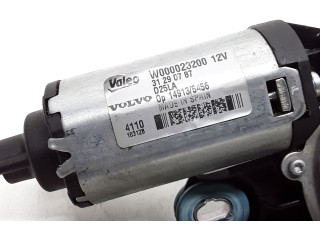 Моторчик заднего дворника 31290787    Volvo V70