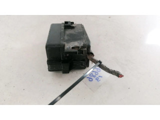 Pojistková skříňka Toyota Corolla E90 1989