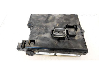 Блок предохранителей  30728273, 28017881   Volvo V70    