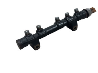 Топливная рампа 9804776780, 00355055623   Citroen C4 II Picasso   для двигателя BHY (DV6FD)