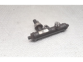 Топливная рампа 4R8Q9C066AE, 5WS40128 Jaguar XF X250