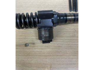 Форсунка 0414720404, 03G130073G    Audi A6 S6 C6 4F  BLB,BRE 