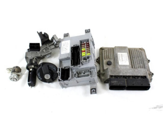 Řídící jednotka 32824 Fiat Punto Evo 2009