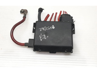 Блок предохранителей 1J0937550AB   Audi A3 S3 8L    