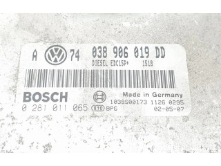 Блок управления двигателя 038906019DD, 038906019DD Volkswagen New Beetle