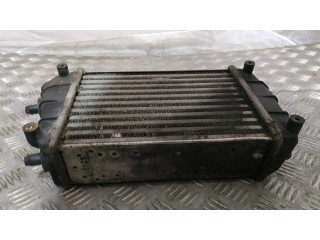 Интеркулер 46744880 Alfa Romeo 147 1.9