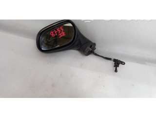 Зеркало электрическое Mitsubishi Carisma 2000 - 2004 года