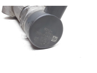 Топливная рампа 30777576, 0445215023 Volvo V70