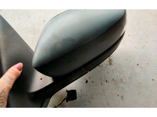 Зеркало электрическое Skoda Fabia Mk3 (NJ) 2015 - 2021 года