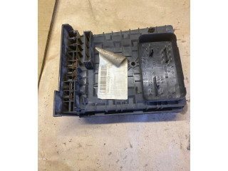 Блок предохранителей  017180061   Volkswagen Caddy    