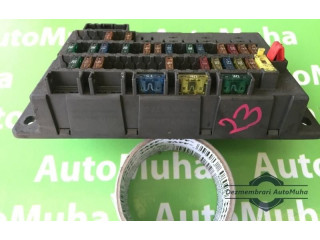 Блок предохранителей 518174503, YQE103138   Rover 75    