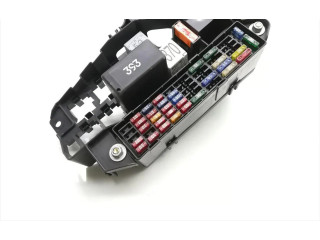 Блок предохранителей 8Z2937503 Audi A2