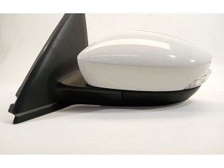 Зеркало электрическое Skoda Fabia Mk3 (NJ) 2015 - 2021 года