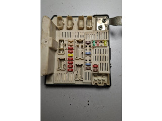 Блок предохранителей 8200481866, S5292   Dacia Sandero    