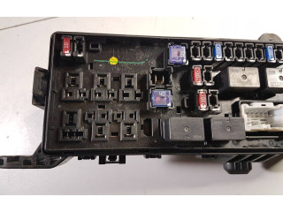 Блок предохранителей  PR06401000, 8565A146   Mitsubishi L200    