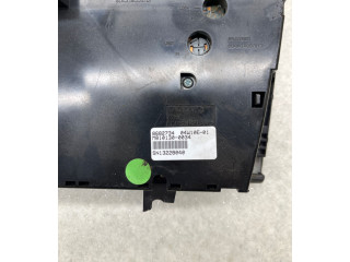 Блок управления климат-контролем 8682734, 04W10E01 Volvo XC90