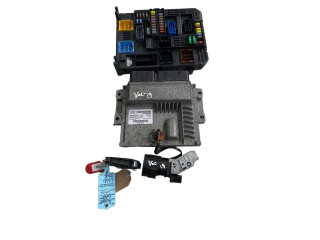 Комплект блоков управления 9809447980   Peugeot Expert