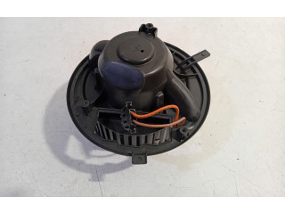 Вентилятор печки Audi Q3 8U