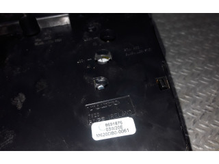 Блок управления климат-контролем 8691876   Volvo V70