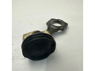 Píst 7646892 BMW 7 F01 F02 F03 F04 pro benzínový motor 4.4 N63