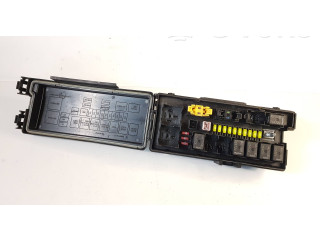 Блок предохранителей 04692073AB Jeep Grand Cherokee (WK)