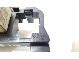 Блок предохранителей 8D0937503E Skoda Superb B5 (3U)