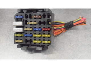 Pojistková skříňka Chevrolet Camaro 1998