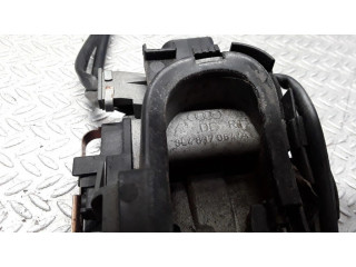 Передний держатель / кронштейн для внешней ручки открытия