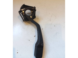 Ручка стеклоочистителей 357953519   Volkswagen PASSAT B4