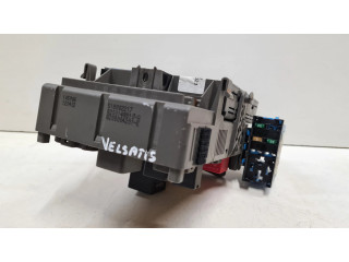 Pojistková skříňka 8200220688, 55RG97048 Renault Vel Satis 2003