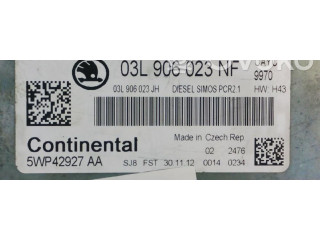 Блок управления двигателя 03L906023NF Skoda Octavia Mk2 (1Z)