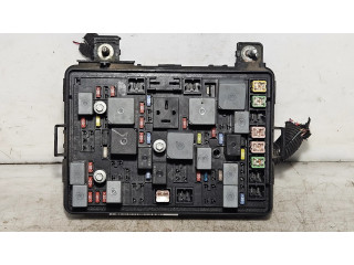 Pojistková skříňka 15877657 Chevrolet HHR 2007