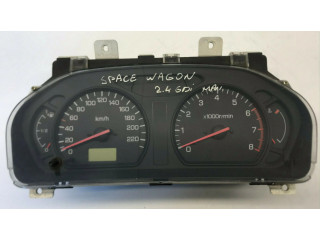 Přístrojová deska Mitsubishi Space Wagon 1996 MR381549, nr165