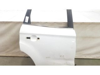 Задняя дверь