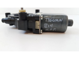 Передний двигатель механизма для подъема окон