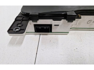 Přístrojová deska Lincoln Navigator 2004