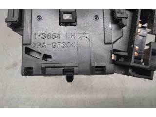 Ручка стеклоочистителей 173654LH, 8485205170 Toyota Corolla Verso E121