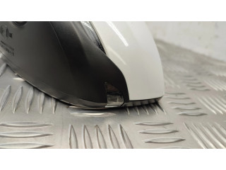 Зеркало электрическое левое Mazda 3 2019- года