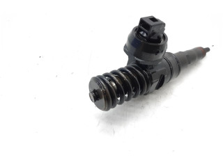 Форсунка 038130073AG    Skoda Octavia Mk2 (1Z)   