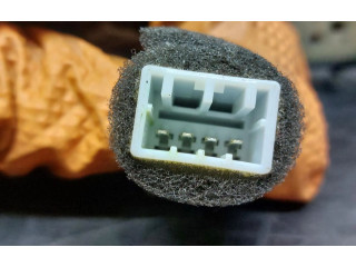 Включатель скорости стеклоочистителей 96552851 Chevrolet Nubira