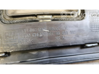 Верхняя решётка Chevrolet Spark  96686985      