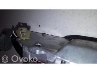 Моторчик заднего дворника 34928581    Mazda 323