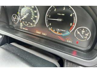 Přístrojová deska BMW 7 F01 F02 F03 F04 2011 9232955, 17388410