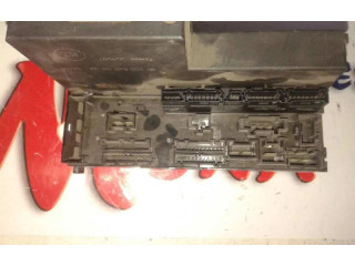 Pojistková skříňka 0025451901 Mercedes-Benz C W202