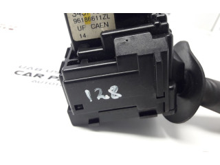 Ручка стеклоочистителей