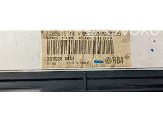 Панель приборов 3D0920881H   Volkswagen Phaeton       