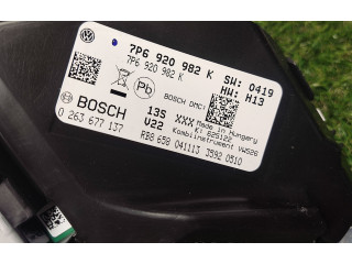 Přístrojová deska Volkswagen Touareg II 2014 7P6920982K, 026367713