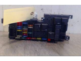 Блок предохранителей 9452993, 518322110 Volvo S60
